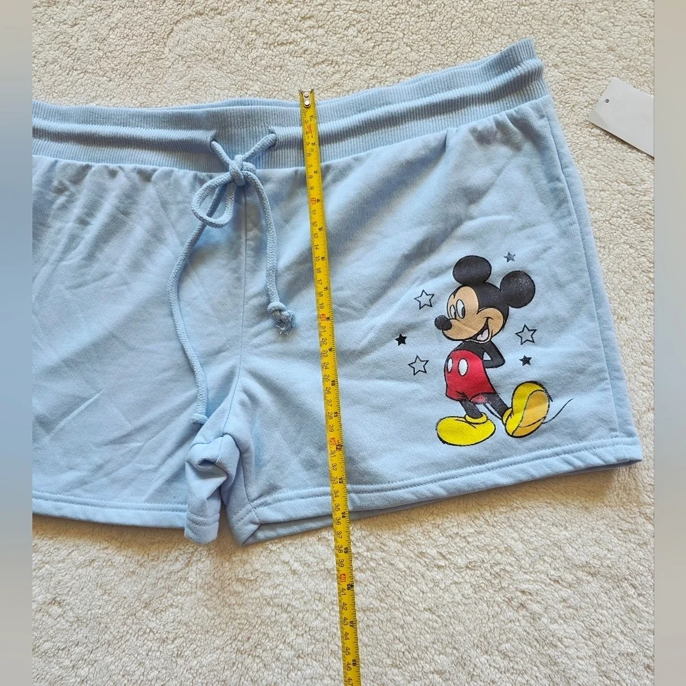 New Licensed Graphics Mickey Mouse Women's Plus Size XXL (21) Shorts